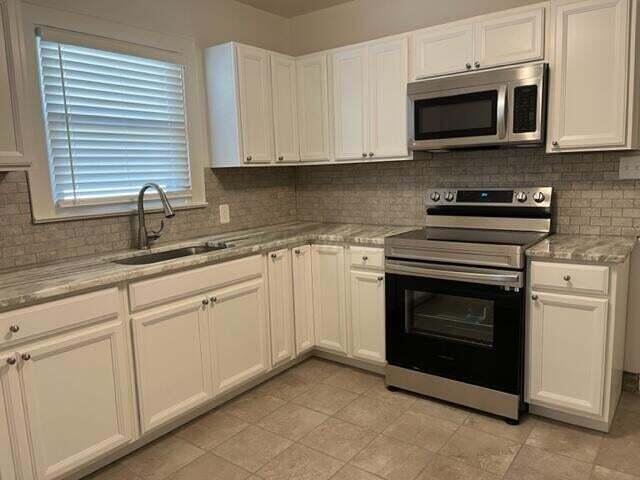 752 South Yearling Road Columbus, OH 43213 - Photo 4 of 19 KITCHEN