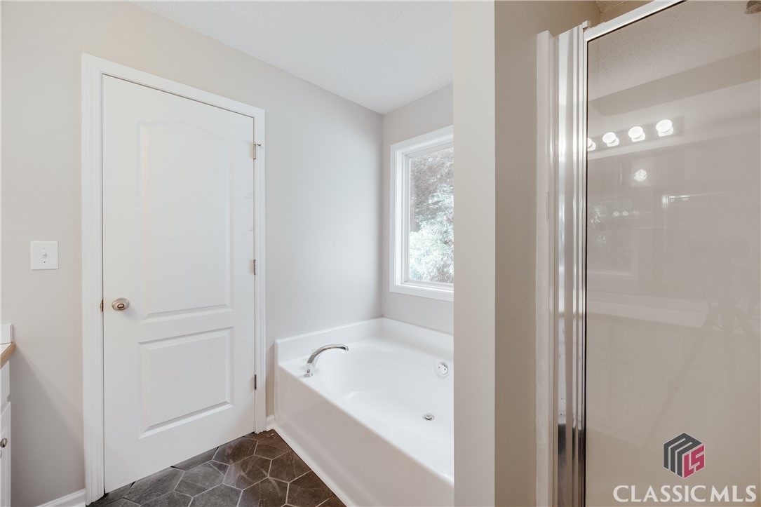 506 Ashley Lane Athens, GA 30607 - Photo 19 of 38 Gallery Image 19