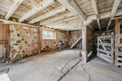 $715,000 | W4669 County Rd A, Lafayette, WI 53121