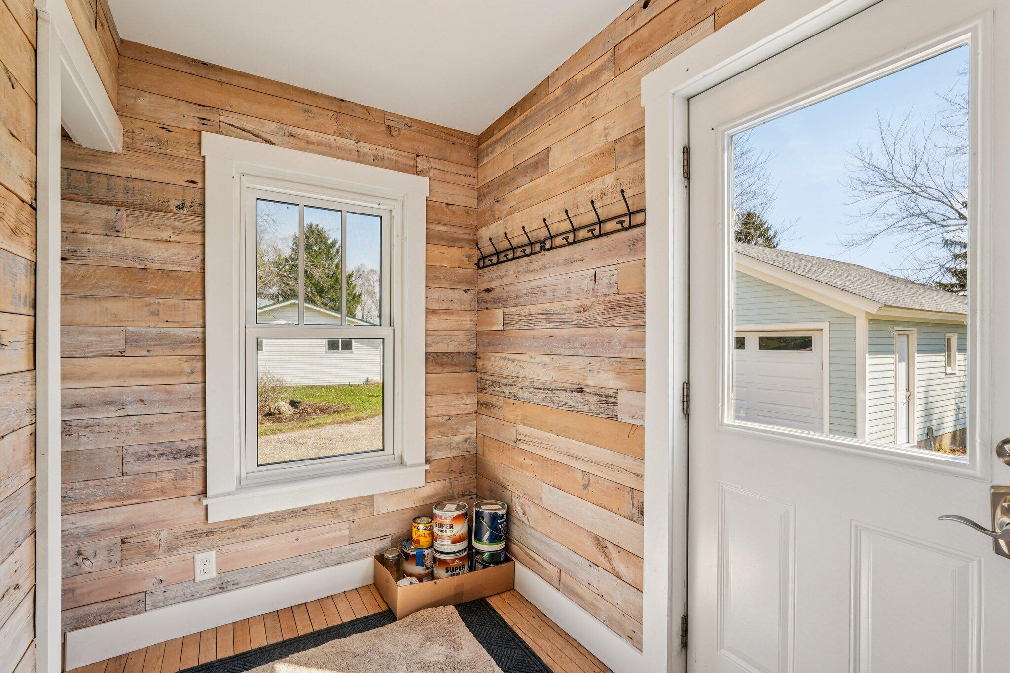 W4669 County Rd A Lafayette, WI 53121 - Photo 3 of 66 Mudroom
