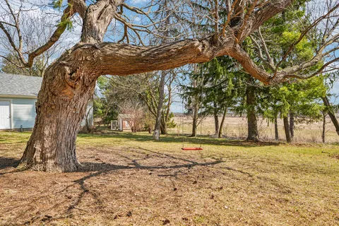 $715,000 | W4669 County Rd A, Lafayette, WI 53121