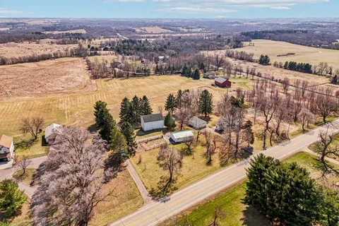 $715,000 | W4669 County Rd A, Lafayette, WI 53121