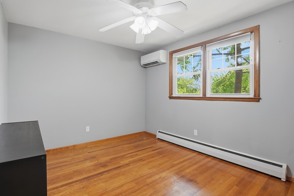 54 Manhattan Road Worcester, MA 01602 - Photo 18 of 28 Gallery Image 18
