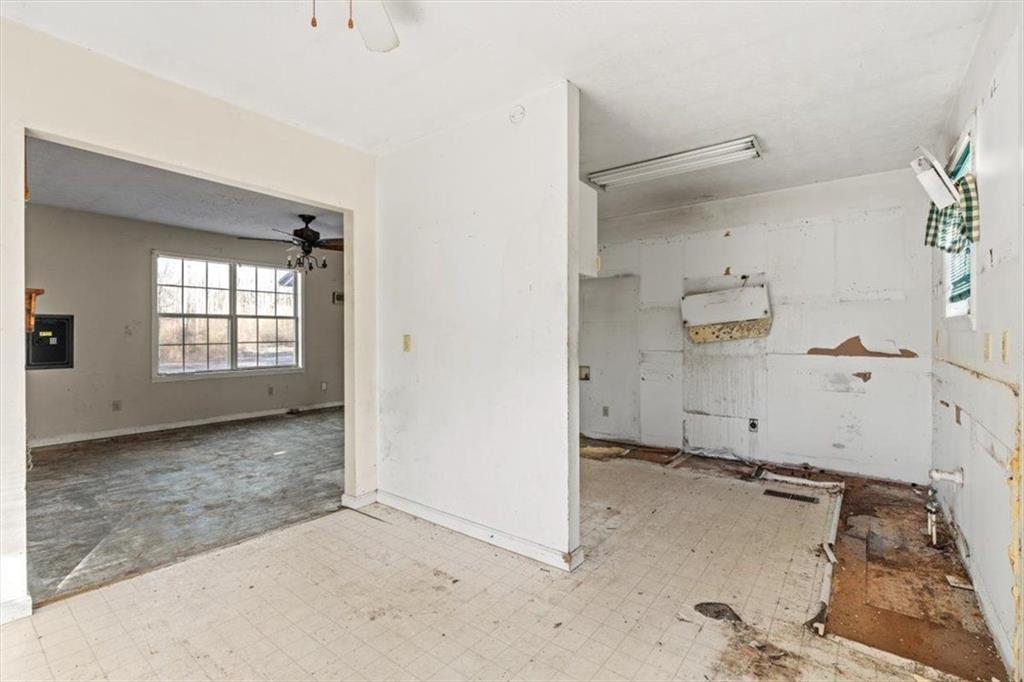 202 Sam House Road Bremen, GA 30110 - Photo 16 of 49