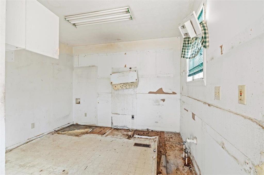 202 Sam House Road Bremen, GA 30110 - Photo 17 of 49