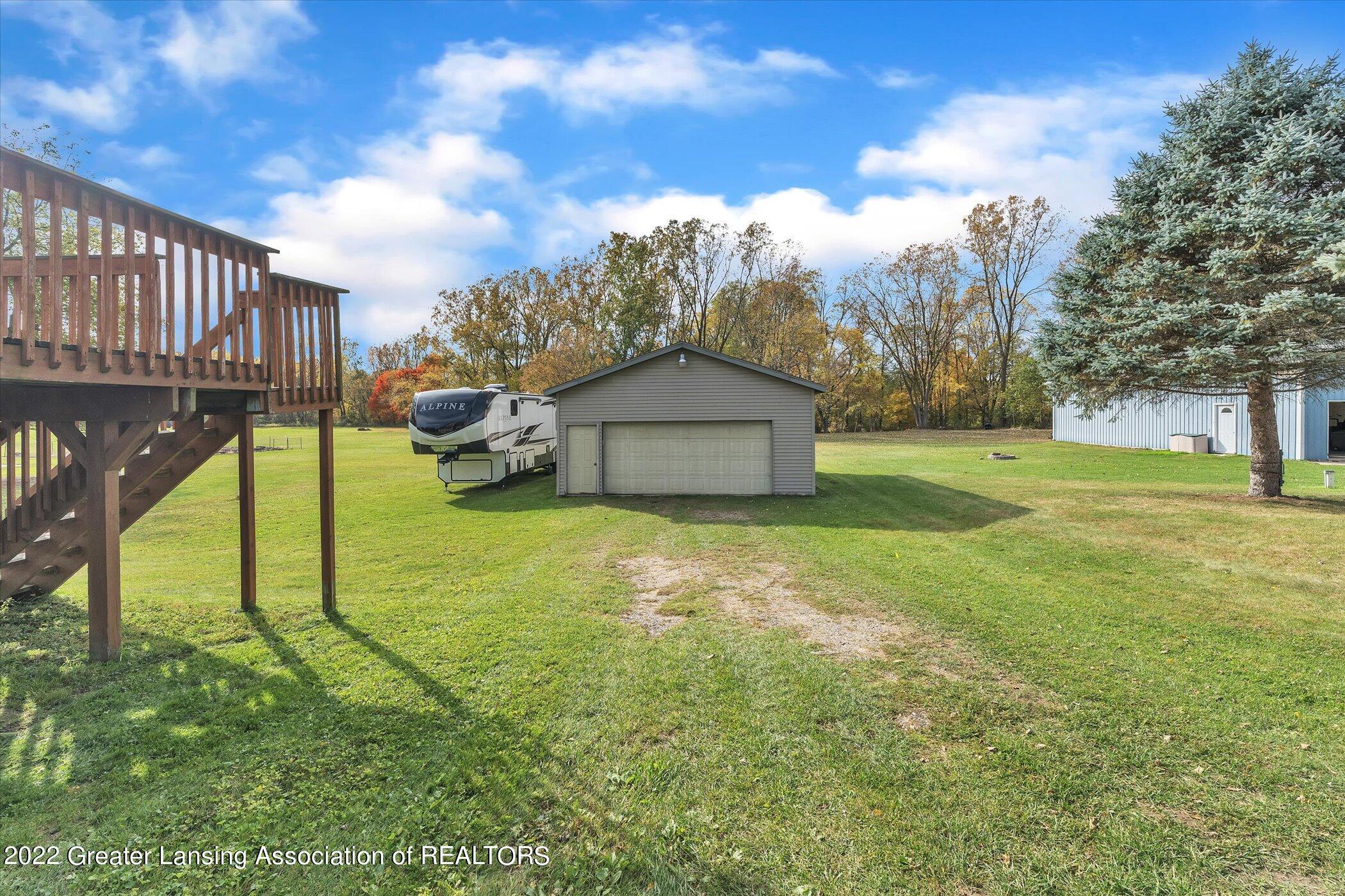 7237 Williams Road Lansing, MI 48911 - Photo 34 of 38 38-7237-Williams-Rd-WindowStill-Real-Est