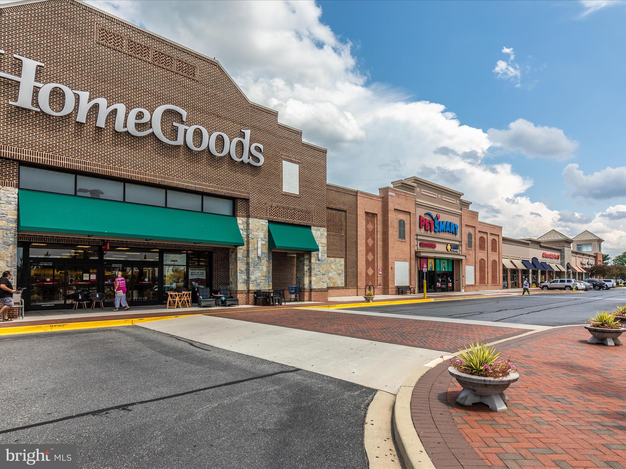 204 Mill Pond Road Frederick, MD 21701 - Photo 61 of 66 Market Square Shops
