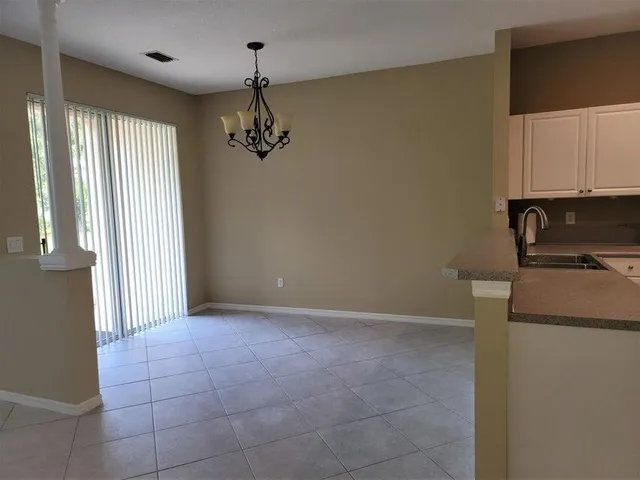 $2,800 | 233 River Bluff Lane, Royal Palm Beach, FL 33411