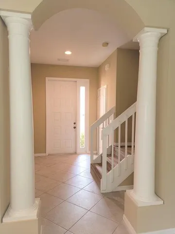 $2,800 | 233 River Bluff Lane, Royal Palm Beach, FL 33411