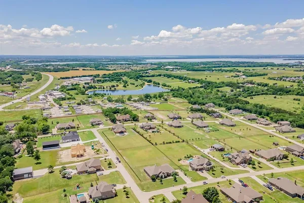 $700,000 | 3803 Wild Flower Lane, Nevada, TX 75173