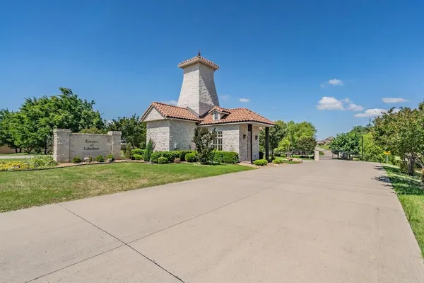 $700,000 | 3803 Wild Flower Lane, Nevada, TX 75173