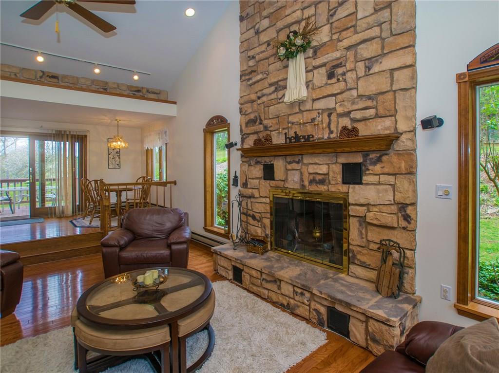 1175 Paintertown Road Irwin, PA 15642 - Photo 2 of 25 Gallery Image 2