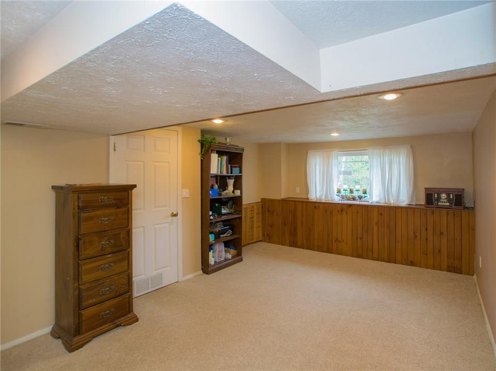 1175 Paintertown Road Irwin, PA 15642 - Photo 16 of 25 Gallery Image 16