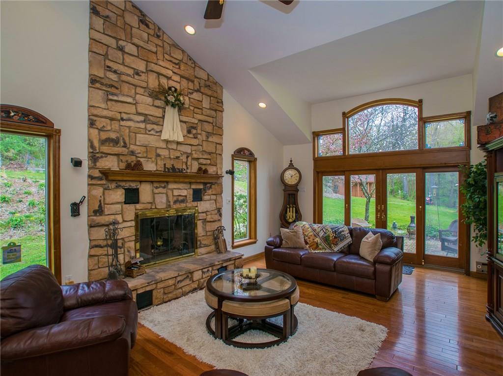 1175 Paintertown Road Irwin, PA 15642 - Photo 4 of 25 Gallery Image 4