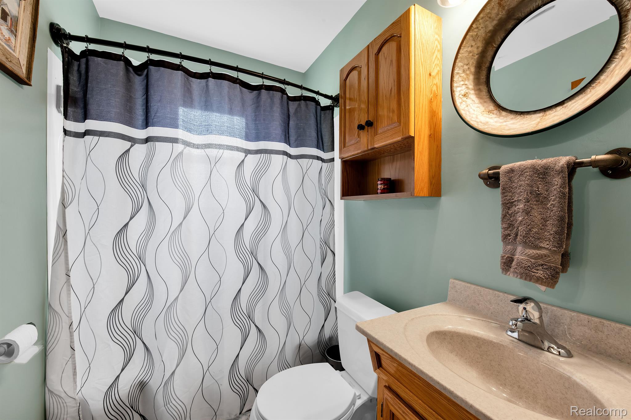 26215 Frankfort Road New Boston, MI 48164 - Photo 23 of 30 Full Bath 2