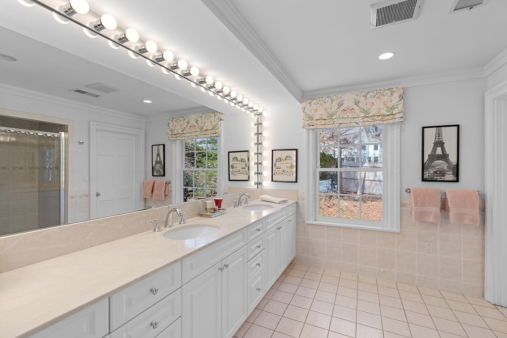 21 Decatur Lane Wayland, MA 01778 - Photo 28 of 37