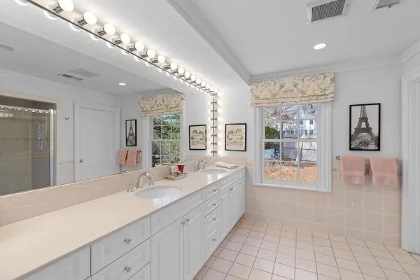 $2,749,500 | 21 Decatur Lane, Wayland, MA 01778