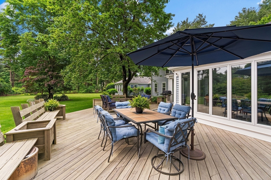 21 Decatur Lane Wayland, MA 01778 - Photo 33 of 38