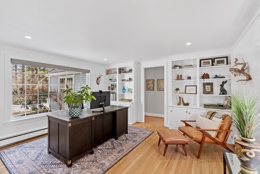 21 Decatur Lane Wayland, MA 01778 - Photo 9 of 37