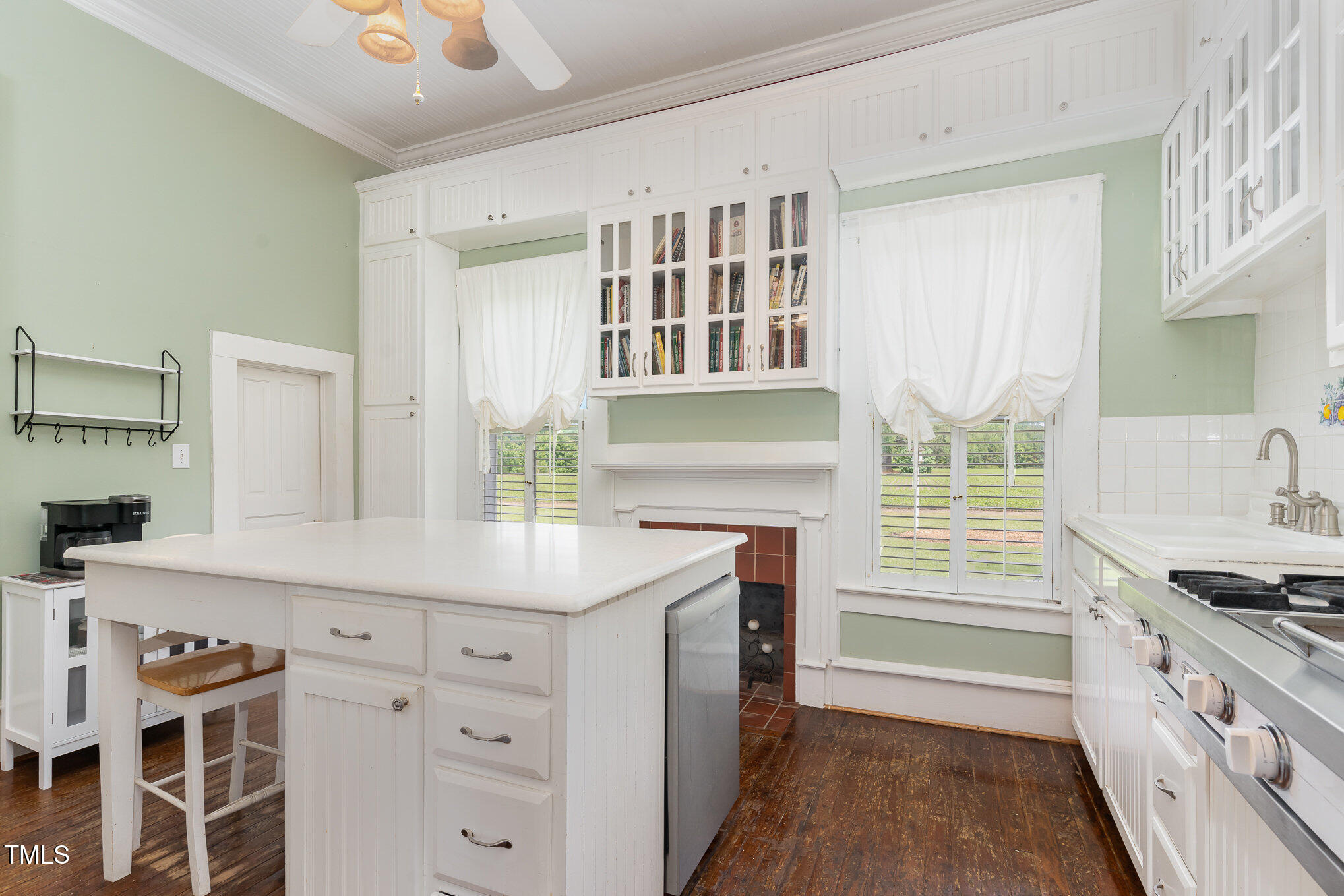 6200 Highway 401 Bunnlevel, NC 28323 - Photo 11 of 28 a kitchen with stainless steel appliances a stove and a refrigerator