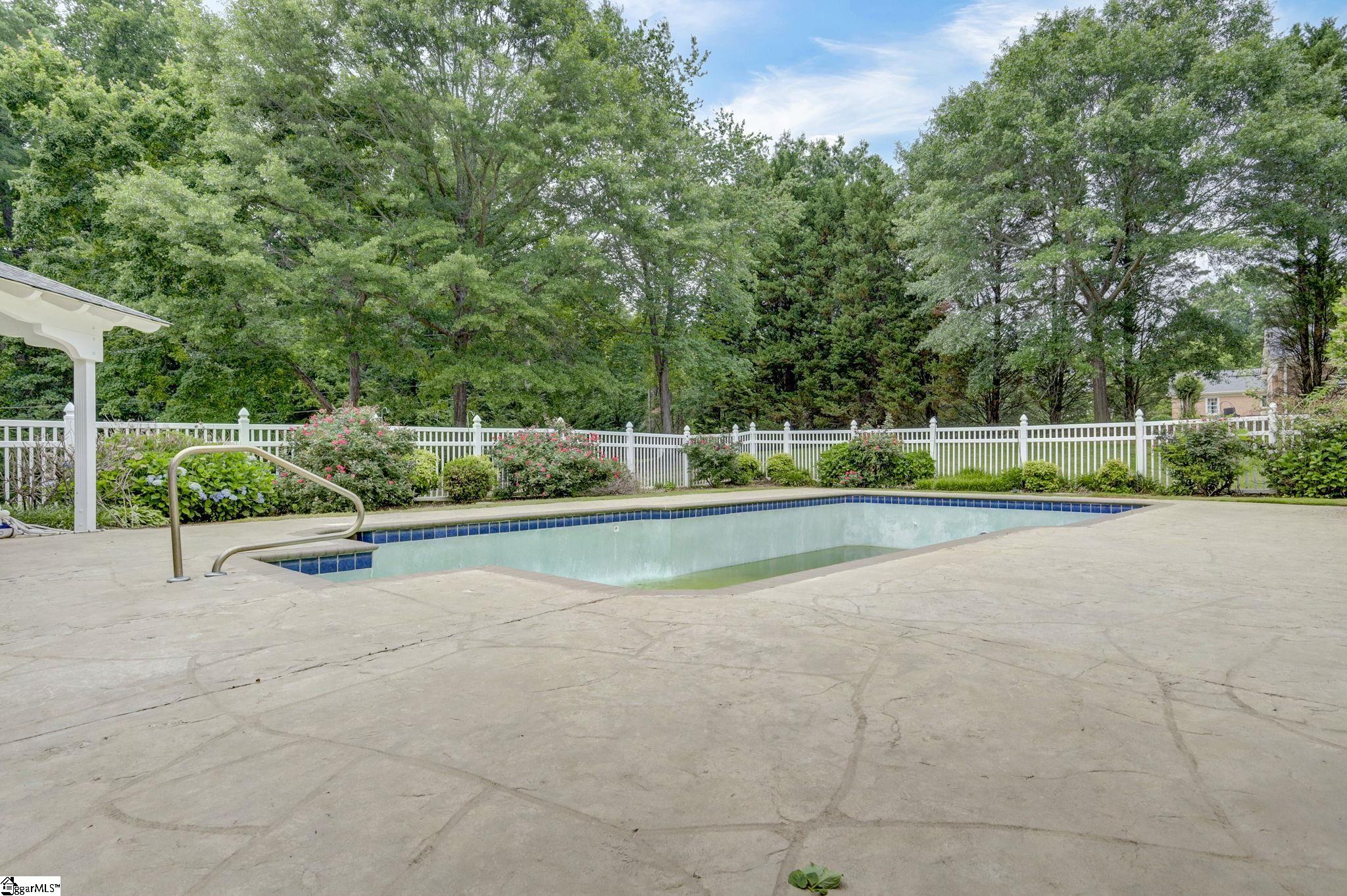 140 Club Drive Simpsonville, SC 29681 - Photo 32 of 36