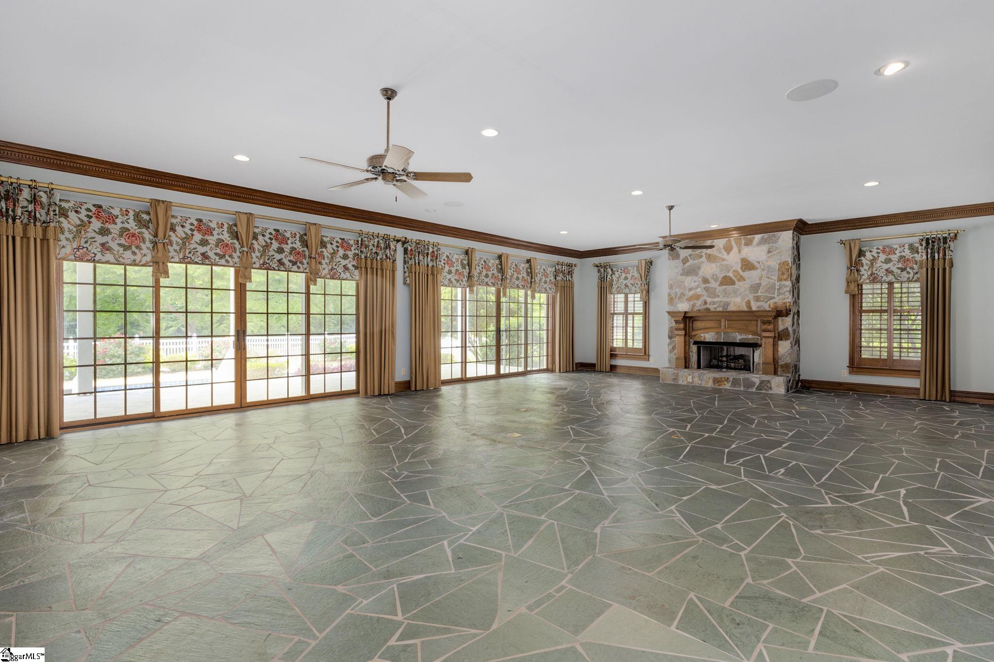 140 Club Drive Simpsonville, SC 29681 - Photo 7 of 36