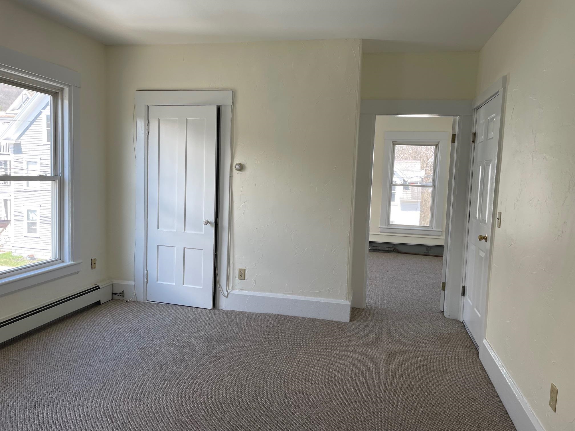 34 Williams Street Rockingham, VT 05101 - Photo 9 of 18