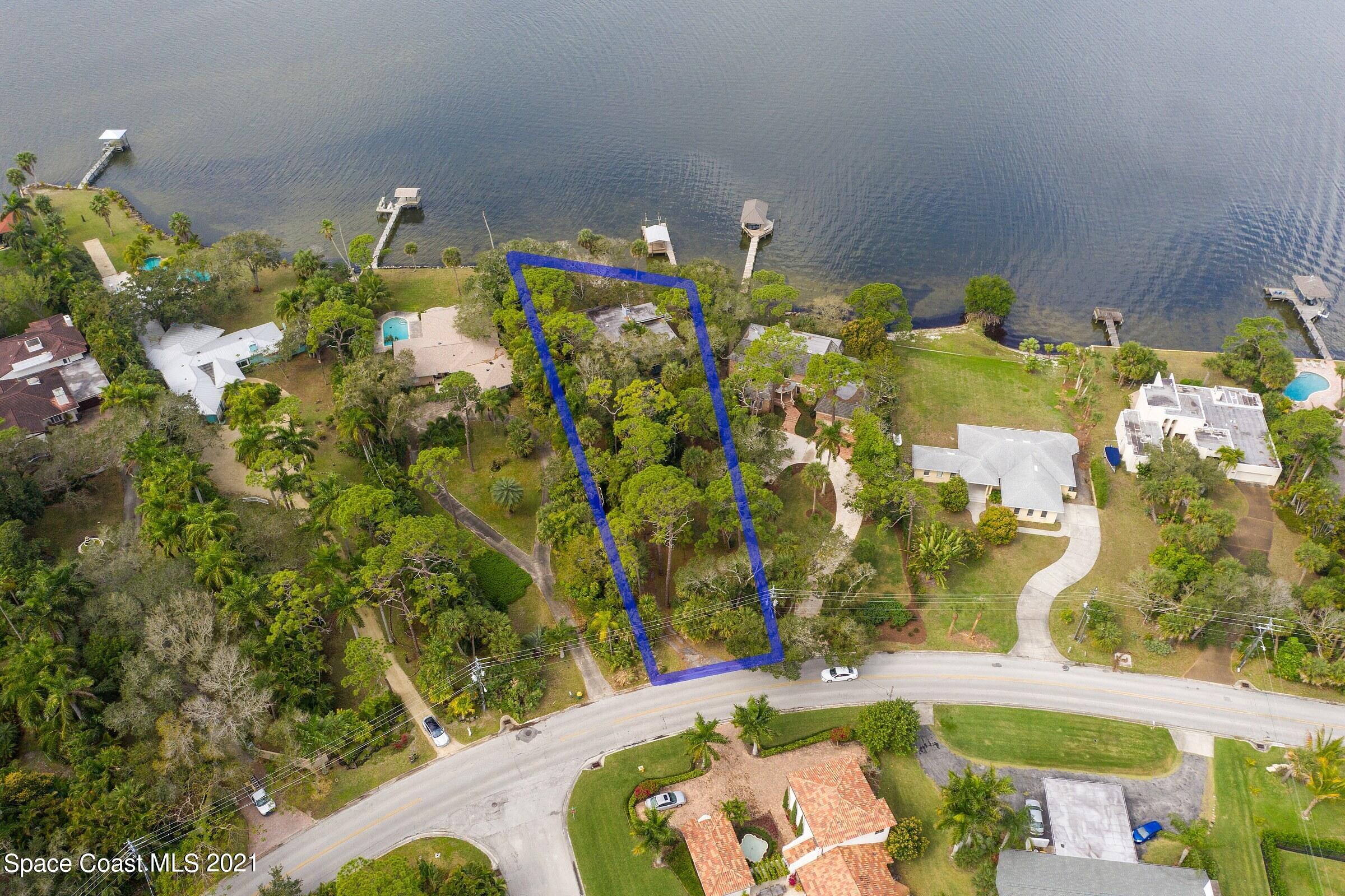 1320 South Riverside Drive Indialantic, FL 32903 - Photo 2 of 24 2 1320 S Riverside Drive (8)