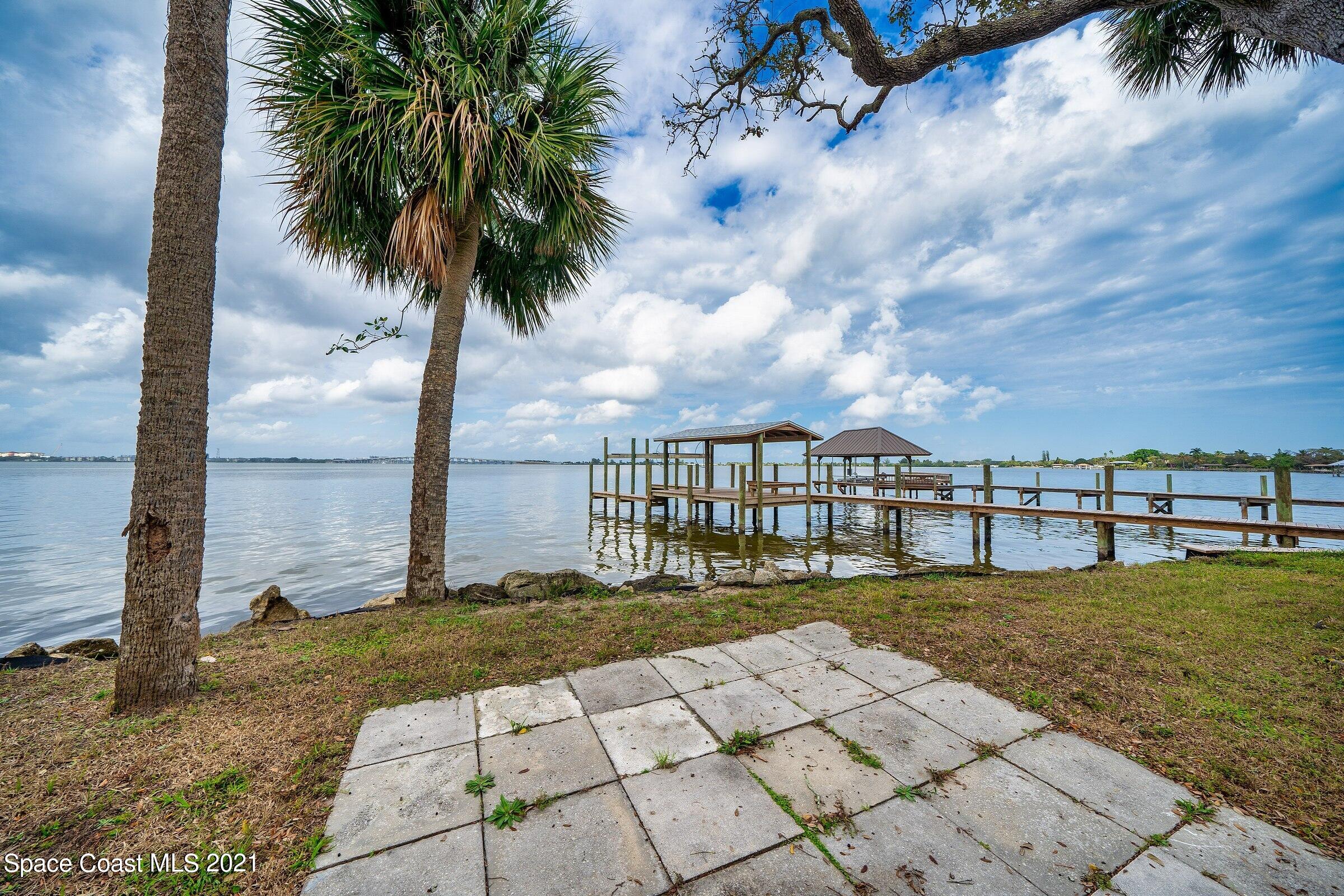 1320 South Riverside Drive Indialantic, FL 32903 - Photo 14 of 24 12 1320 S Riverside Drive (26)