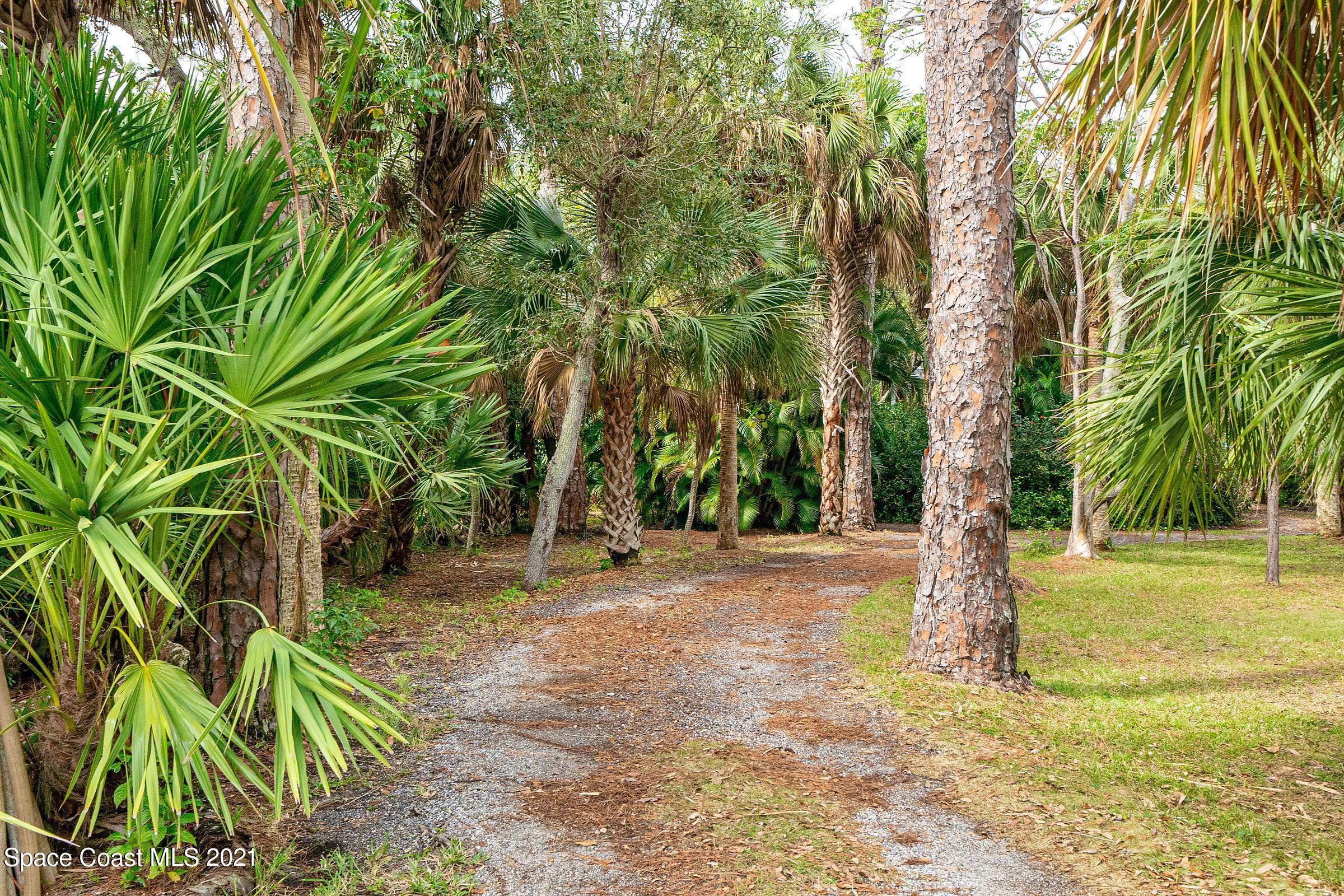 1320 South Riverside Drive Indialantic, FL 32903 - Photo 22 of 24 18 1320 S Riverside Drive (35)