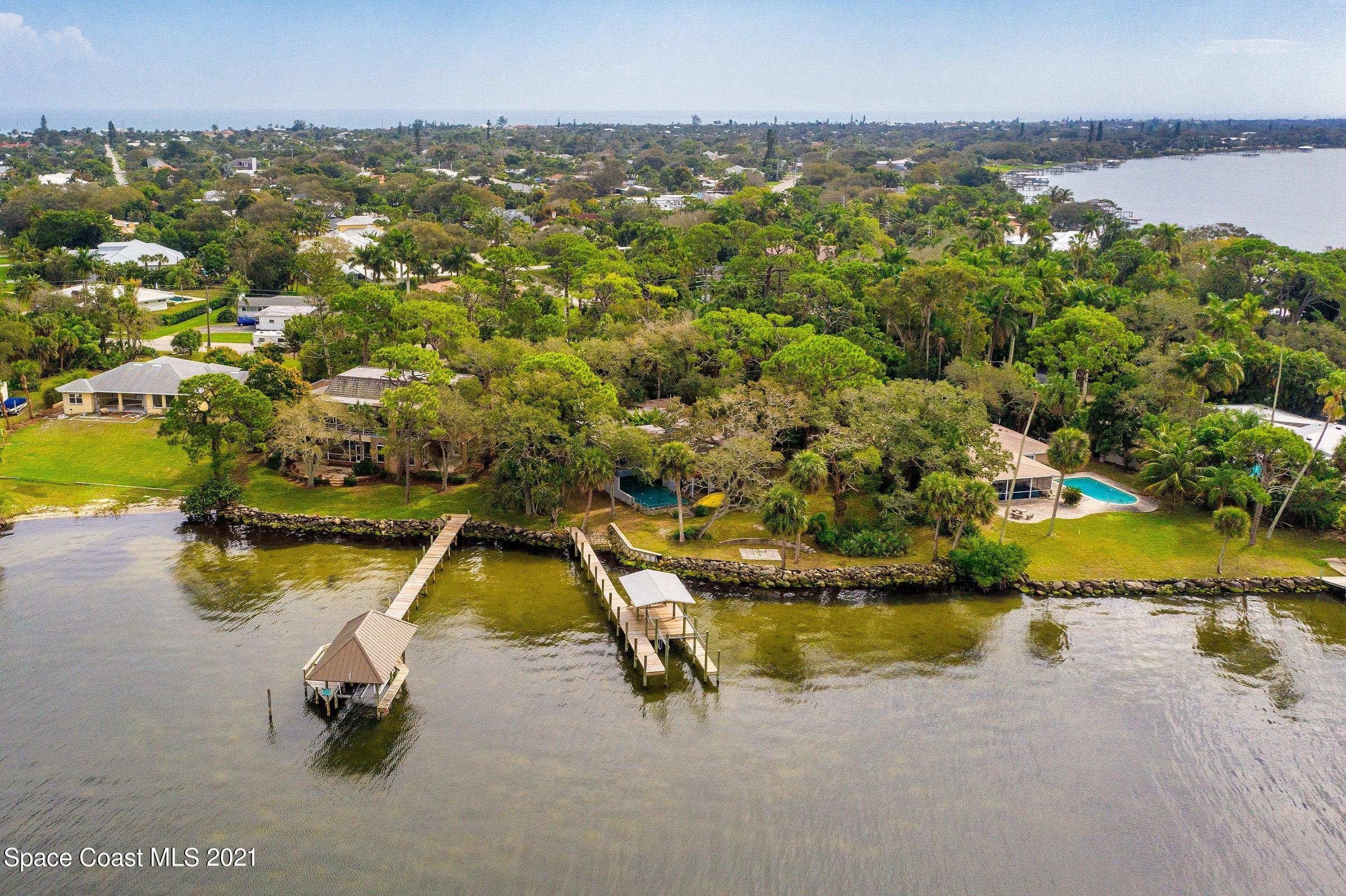 1320 South Riverside Drive Indialantic, FL 32903 - Photo 6 of 24 4 1320 S Riverside Drive (2)