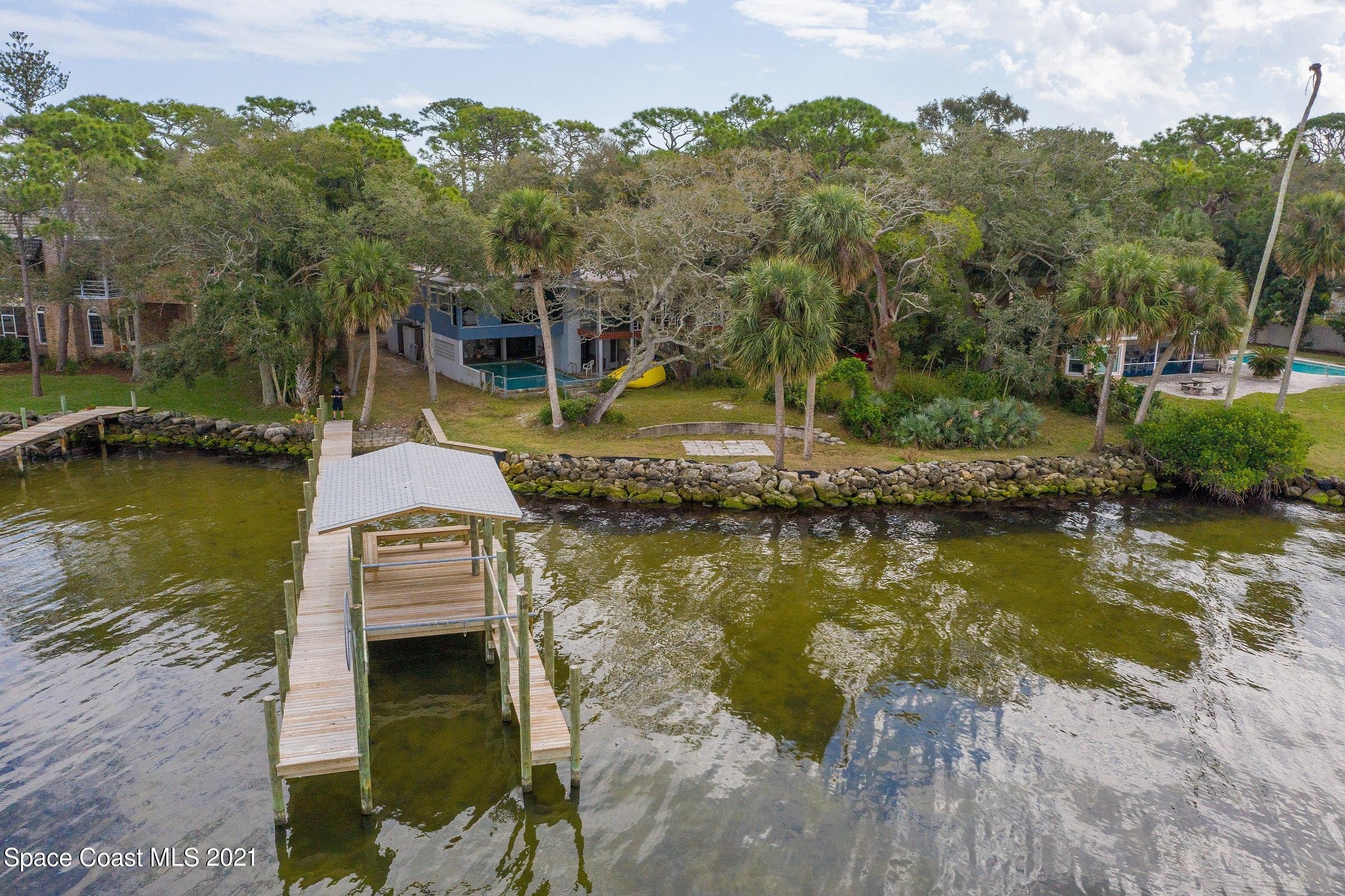 1320 South Riverside Drive Indialantic, FL 32903 - Photo 7 of 24 5 1320 S Riverside Drive (12)