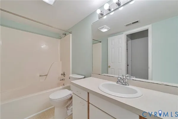 $259,950 | 1248 Clifden Green, Unit 2, Charlottesville, VA 22901