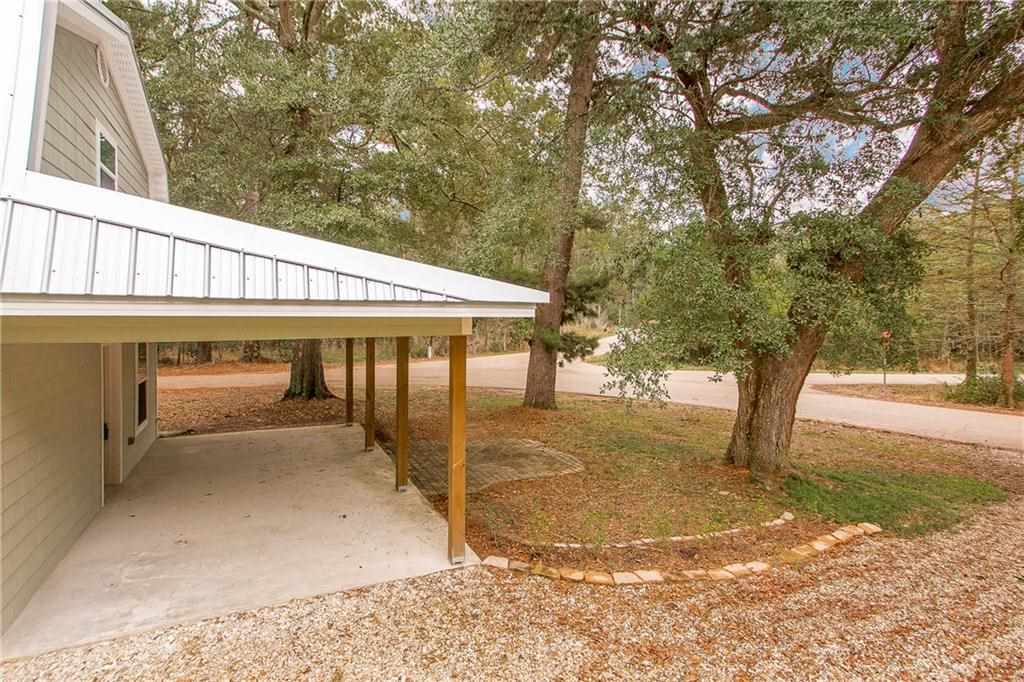 39207 West Brickyard Road Springfield, LA 70462 - Photo 5 of 32