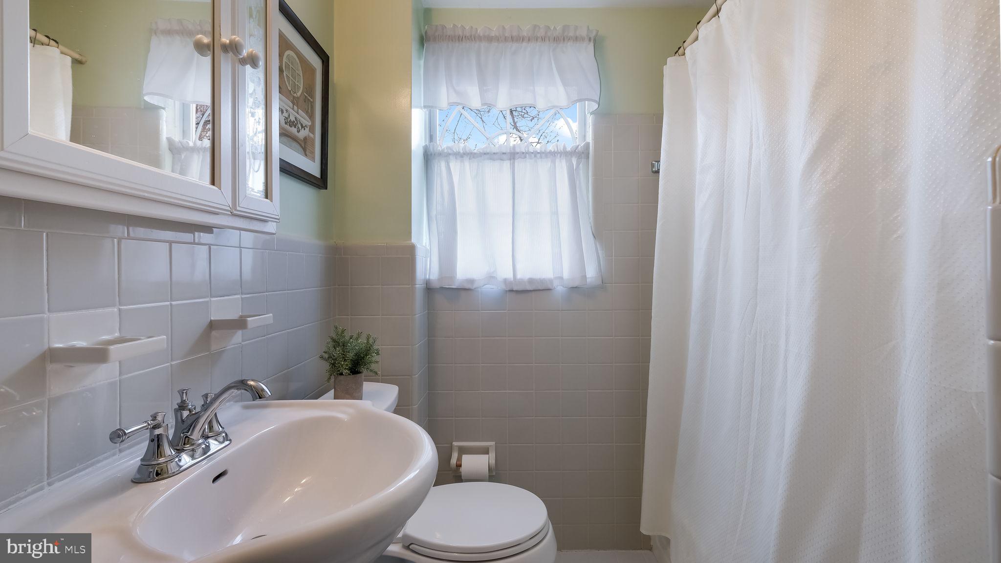 335 Harwicke Road Springfield, PA 19064 - Photo 33 of 41