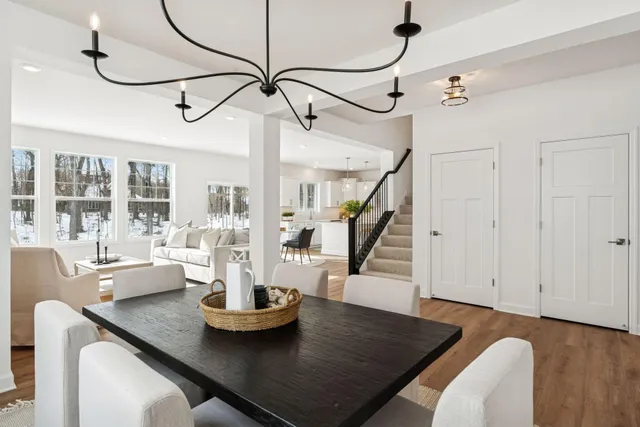 $829,900 | 3031 Sugar Maple Drive, Chaska, MN 55318