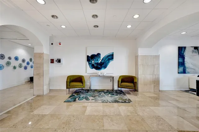 $2,650 | 209 North Fort Lauderdale Beach Boulevard, Unit 7G, Fort Lauderdale, FL 33304