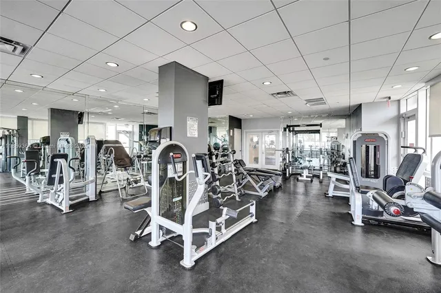 $2,650 | 209 North Fort Lauderdale Beach Boulevard, Unit 7G, Fort Lauderdale, FL 33304