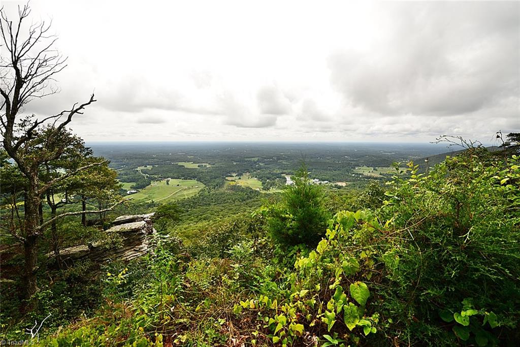 2085 Sauratown Mountain Road King, NC 27021 - Photo 32 of 36