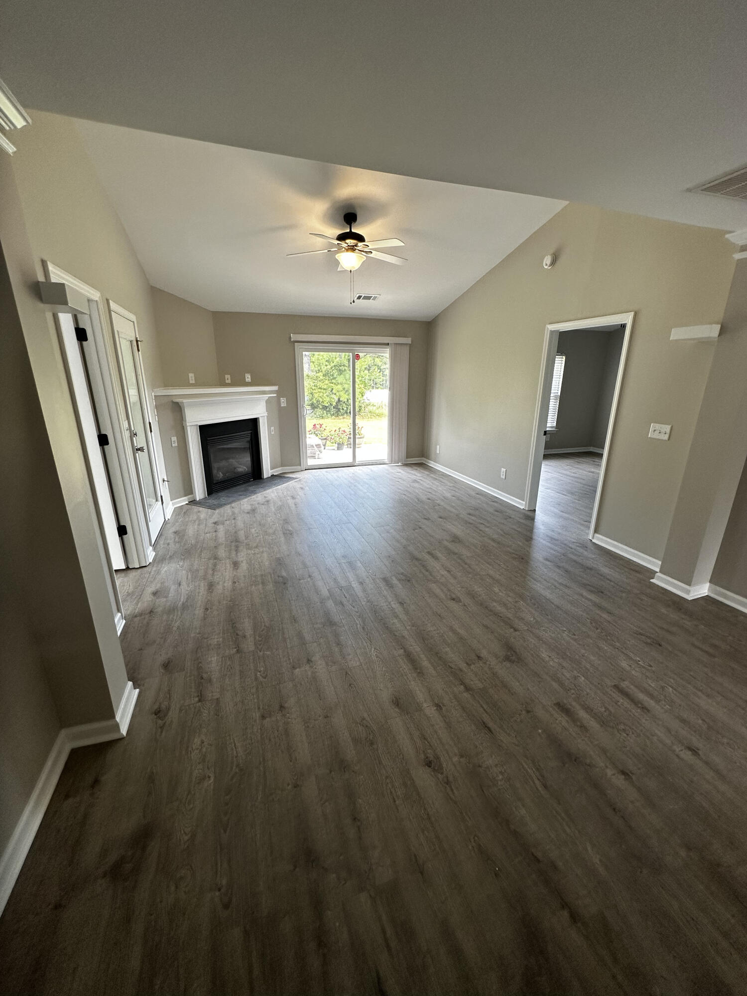 1246 River Rock Road Hanahan, SC 29410 - Photo 11 of 30 Living Room 2