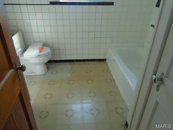 $222,500 | 3820 Barrington N Court, Arnold, MO 63010