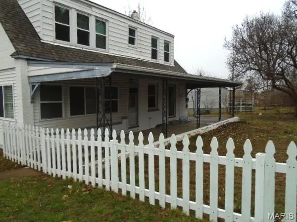 $222,500 | 3820 Barrington N Court, Arnold, MO 63010