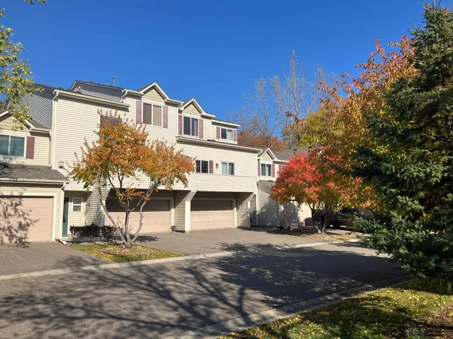 $269,500 | 9150 Comstock Lane North, Maple Grove, MN 55311