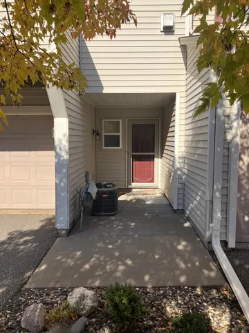 $269,500 | 9150 Comstock Lane North, Maple Grove, MN 55311