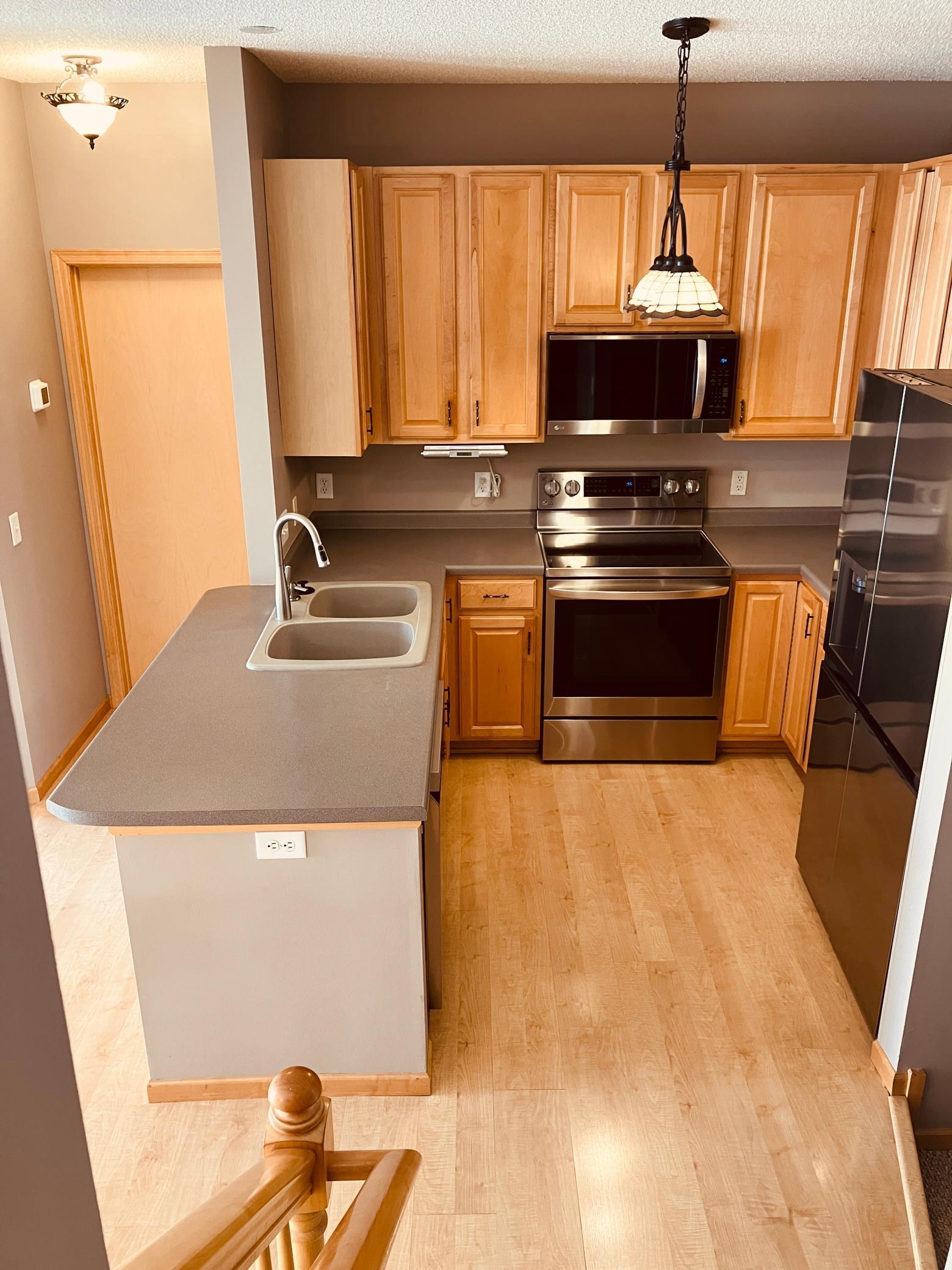 9150 Comstock Lane North Maple Grove, MN 55311 - Photo 8 of 37