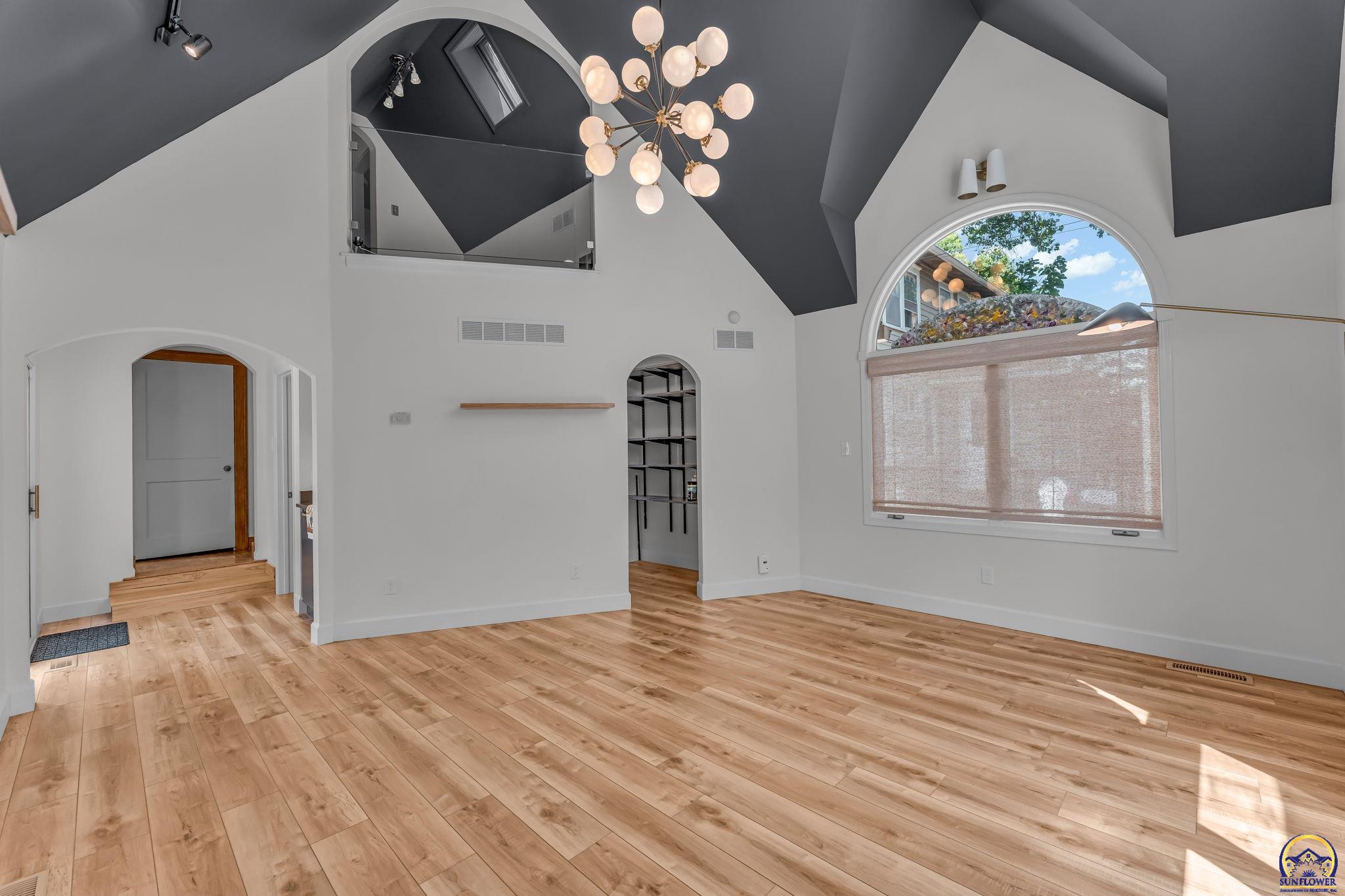1618 Southwest High Avenue Topeka, KS 66604 - Photo 28 of 40