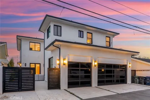 $3,698,000 | 1828 Pine Street, Huntington Beach, CA 92648