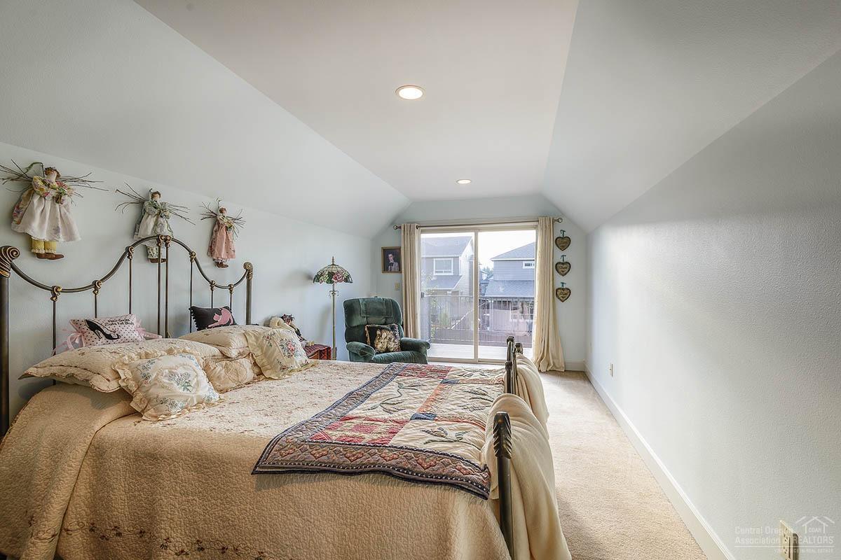 61141 Ridge Falls Place Bend, OR 97702 - Photo 12 of 19 Additional Photo