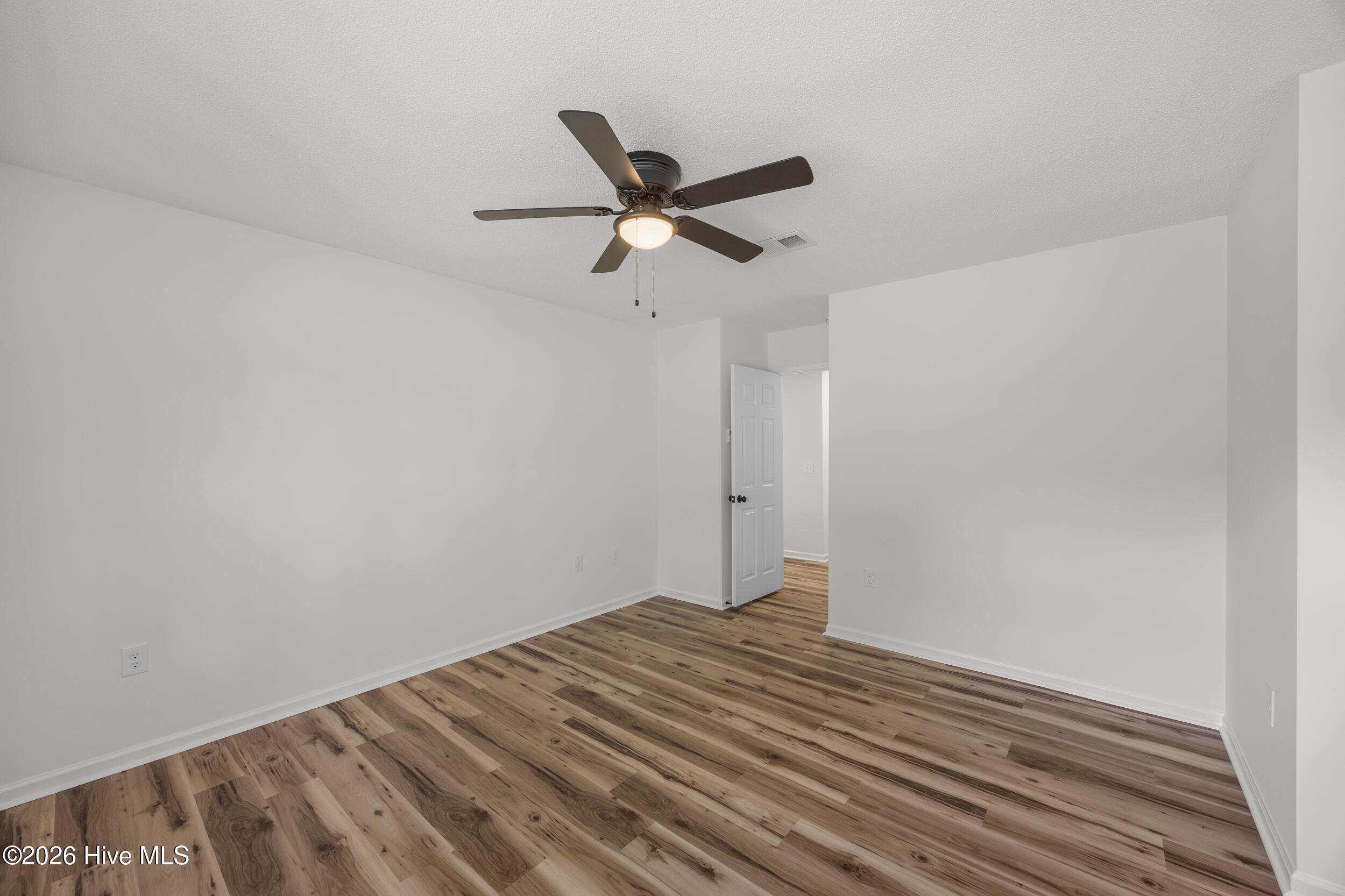 1101 Hunting Ridge Road Wilmington, NC 28412 - Photo 26 of 42 Bedroom - 2026-09-26T181203.629