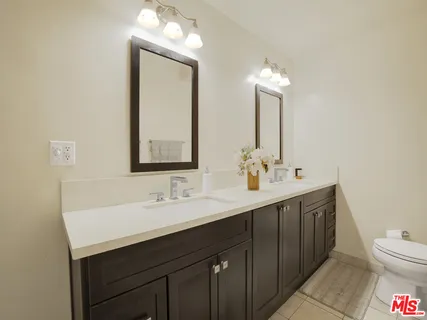 $1,685,000 | 438 North Palm Drive, Unit 1, Beverly Hills, CA 90210